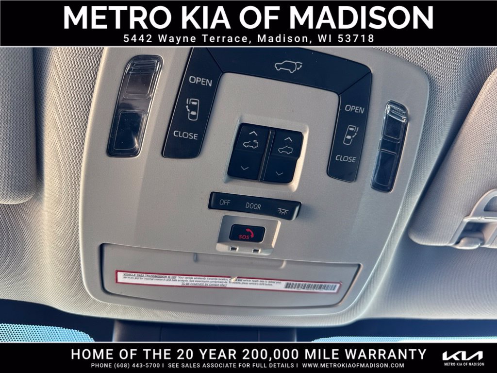 Used 2021 Toyota Sienna XLE AWD/4WD image 28