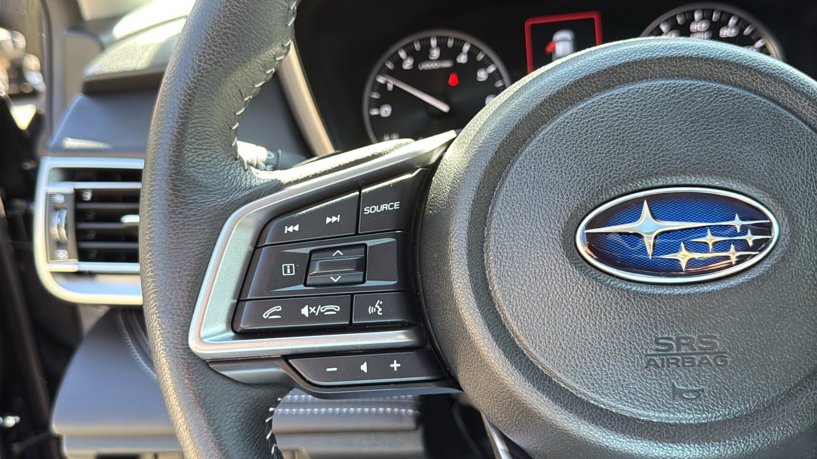 Certified 2025 Subaru Legacy Limited AWD/4WD image 14