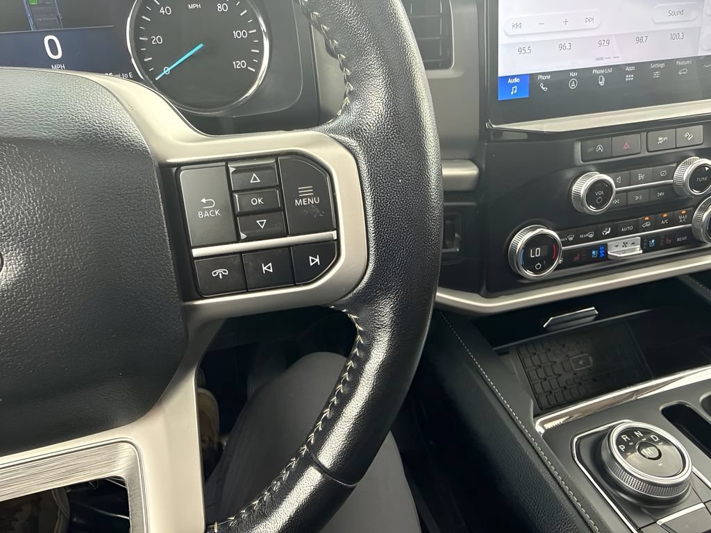 Used 2023 Ford Expedition XLT AWD/4WD image 16