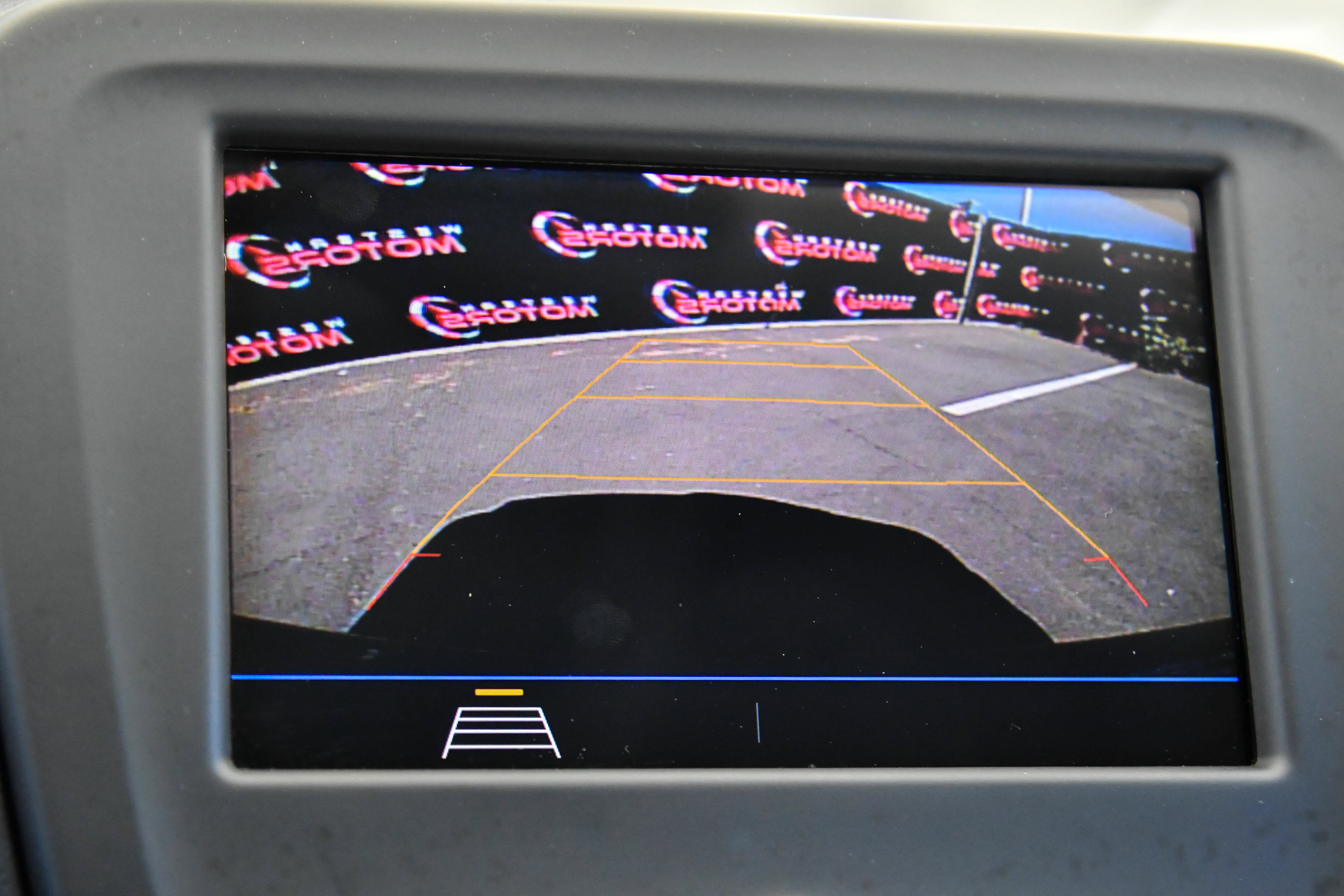 Used 2019 Chevrolet Equinox LT FWD image 19