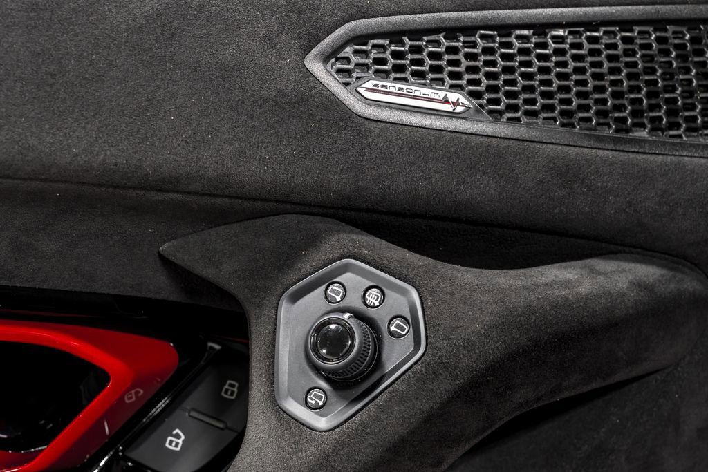 Used 2023 Lamborghini Huracan Tecnica image 10