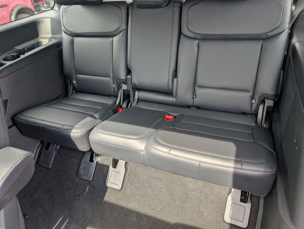 New 2025 Ford Expedition Platinum w/ Stealth Performance Package image 46