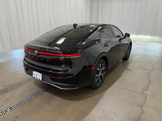 Certified 2024 Toyota Crown XLE image 4