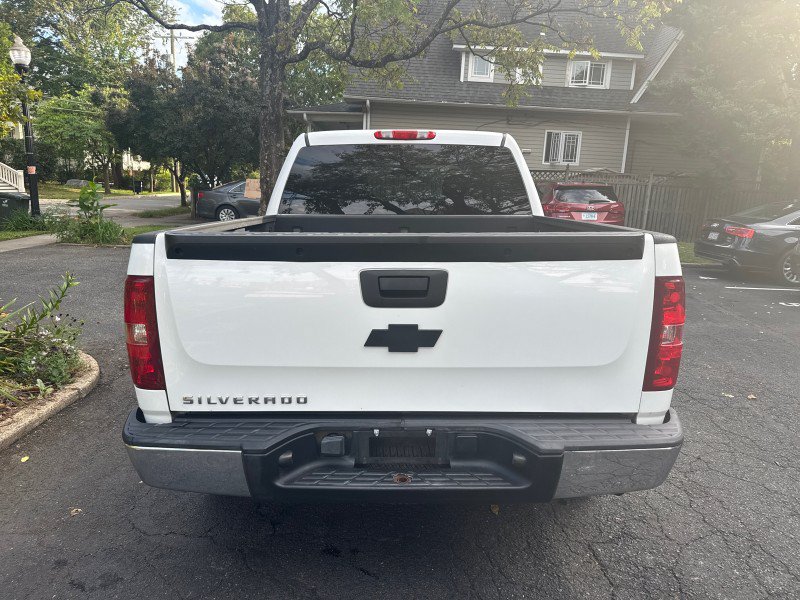 Used 2013 Chevrolet Silverado 1500 W/T w/ Skid Plate Package AWD/4WD image 8