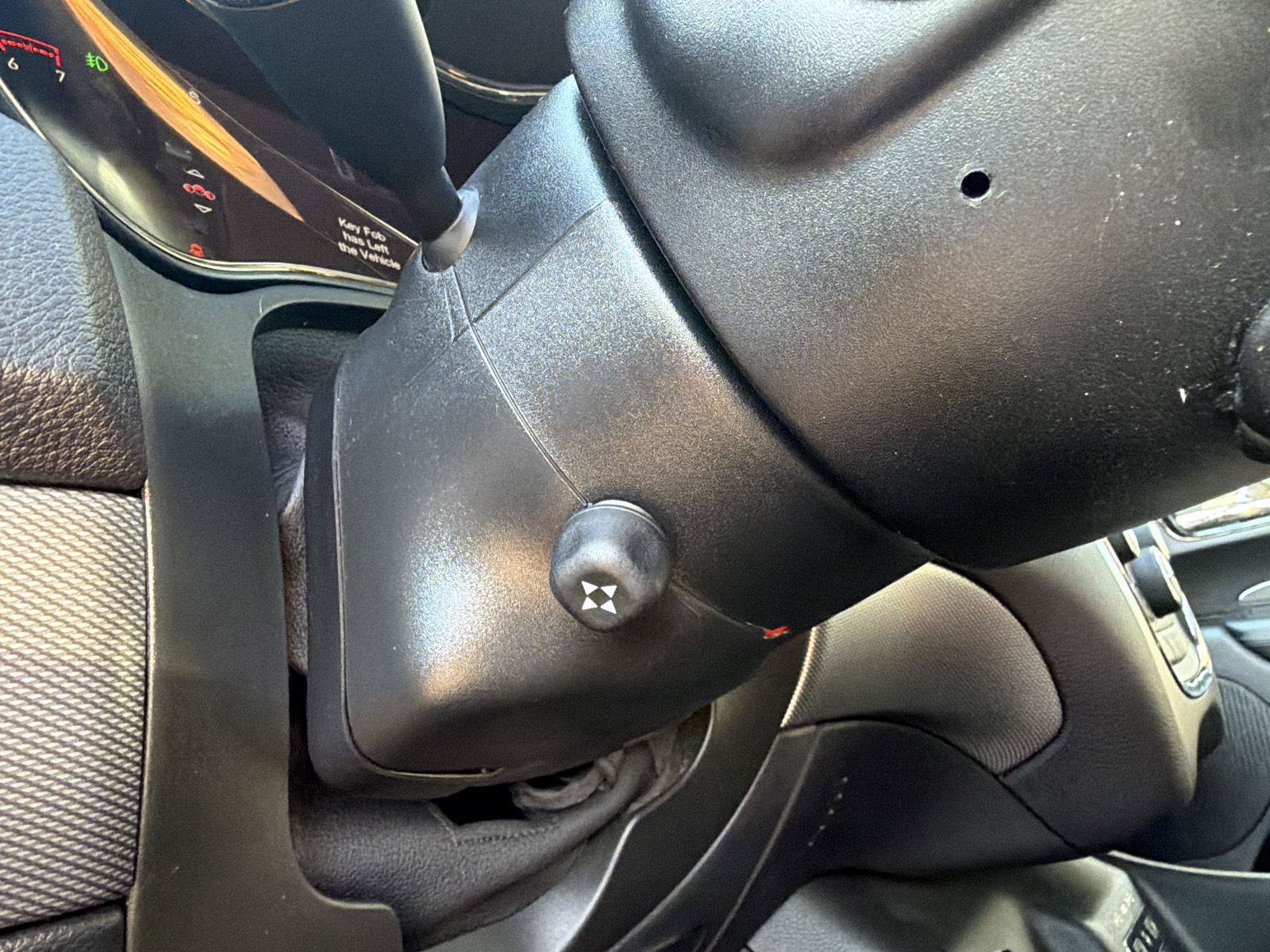 Used 2020 Dodge Durango R/T w/ Blacktop Package AWD/4WD image 22