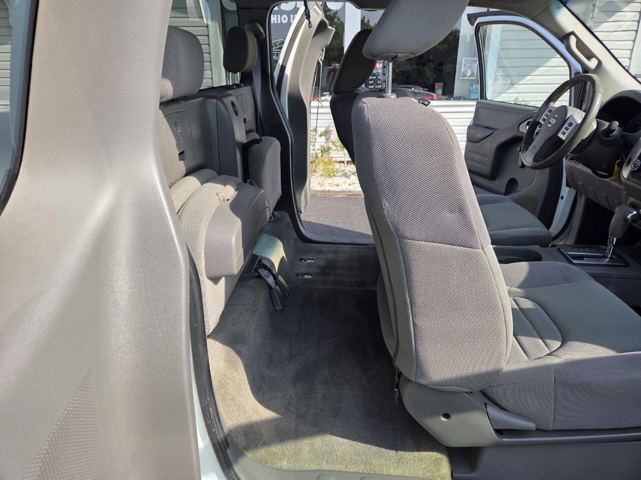 Used 2015 Nissan Frontier S RWD image 20