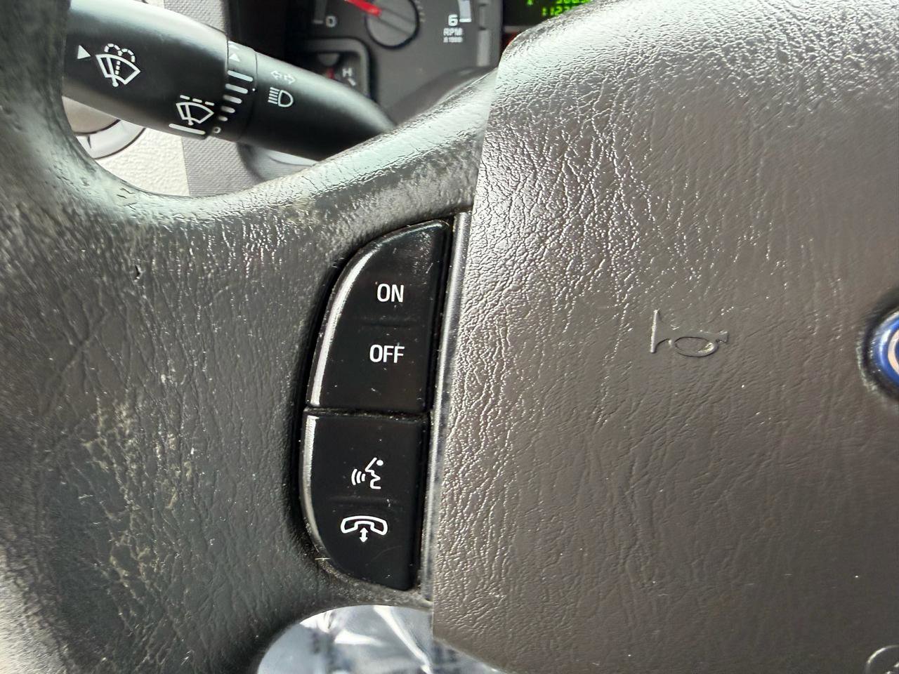 Used 2019 Ford E-350 and Econoline 350 Super Duty w/ Power Windows & Locks Group image 16