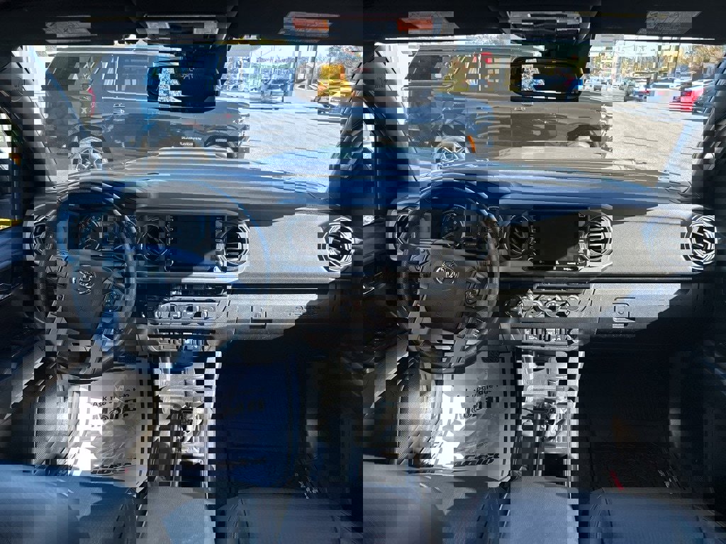 Used 2022 Toyota Tacoma TRD Pro video 2