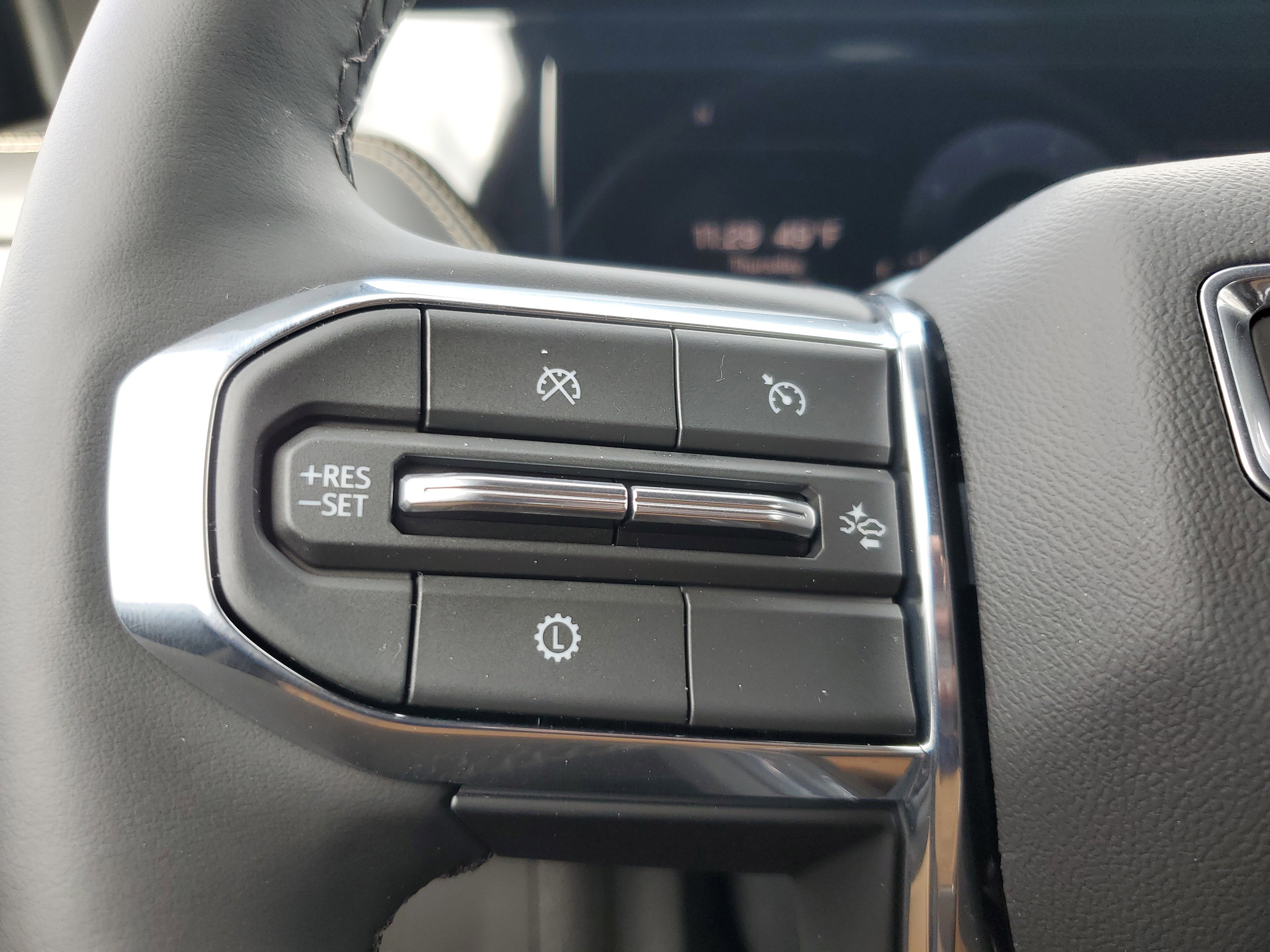 New 2026 GMC Yukon Elevation image 22