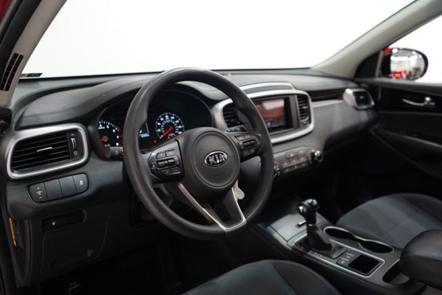 Used 2016 Kia Sorento LX image 17