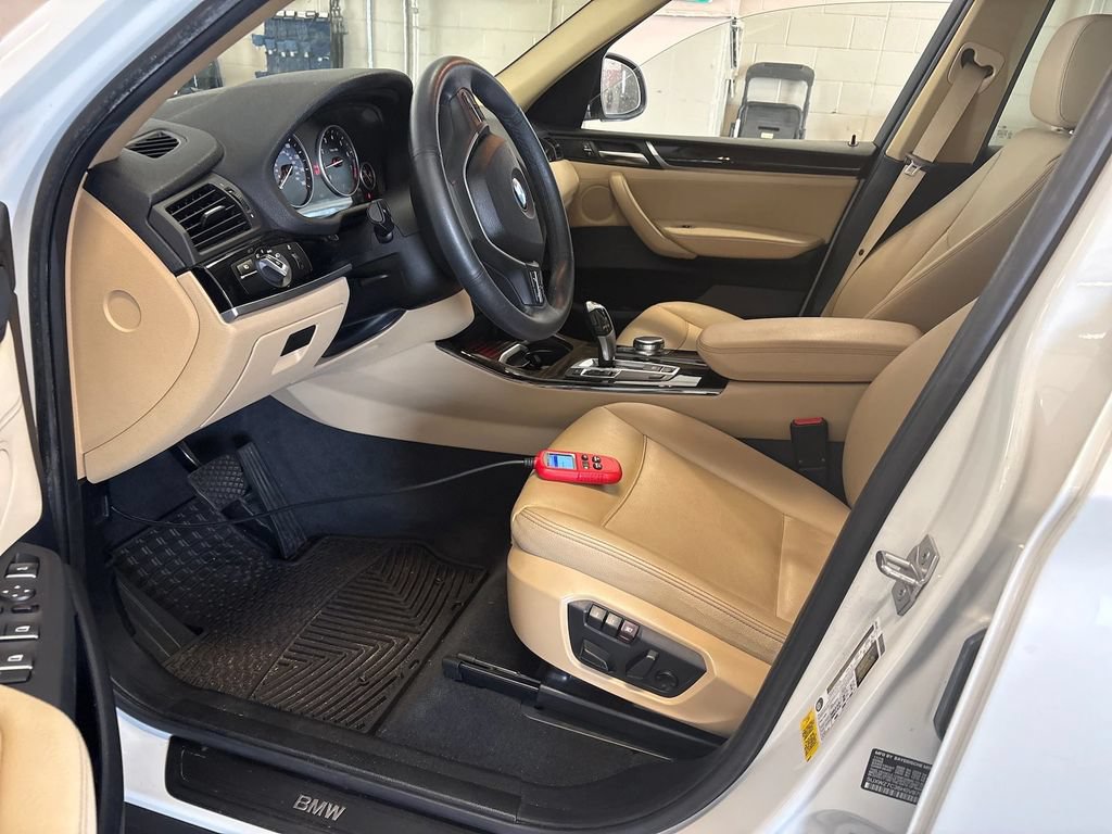 Used 2017 BMW X3 sDrive28i RWD image 8