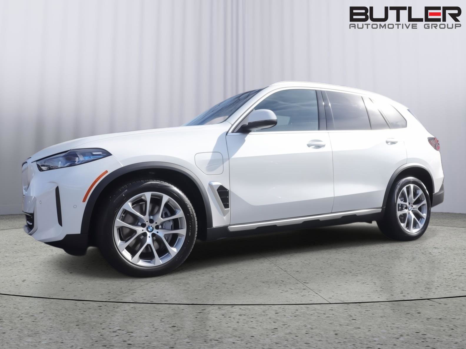 New 2026 BMW X5 xDrive50e w/ Climate Comfort Package AWD/4WD video 1