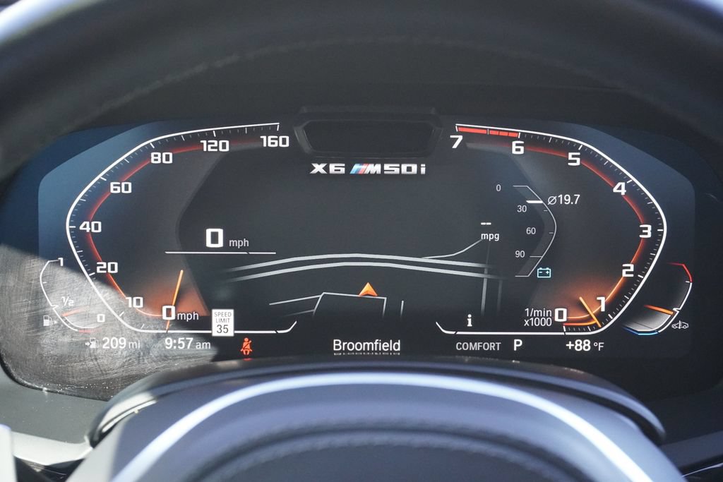 Used 2021 BMW X6 M50i AWD/4WD image 11