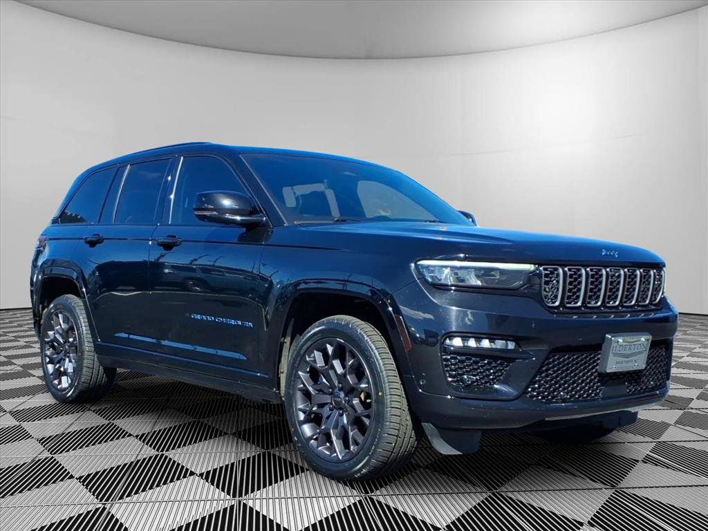 Certified 2023 Jeep Grand Cherokee Summit AWD/4WD image 1