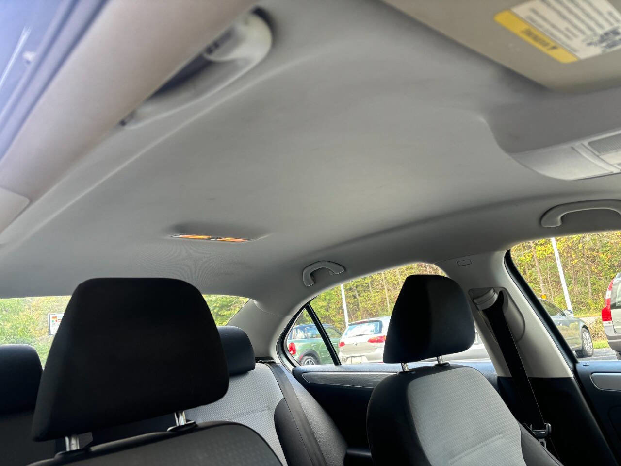 Used 2017 Volkswagen Jetta S image 14