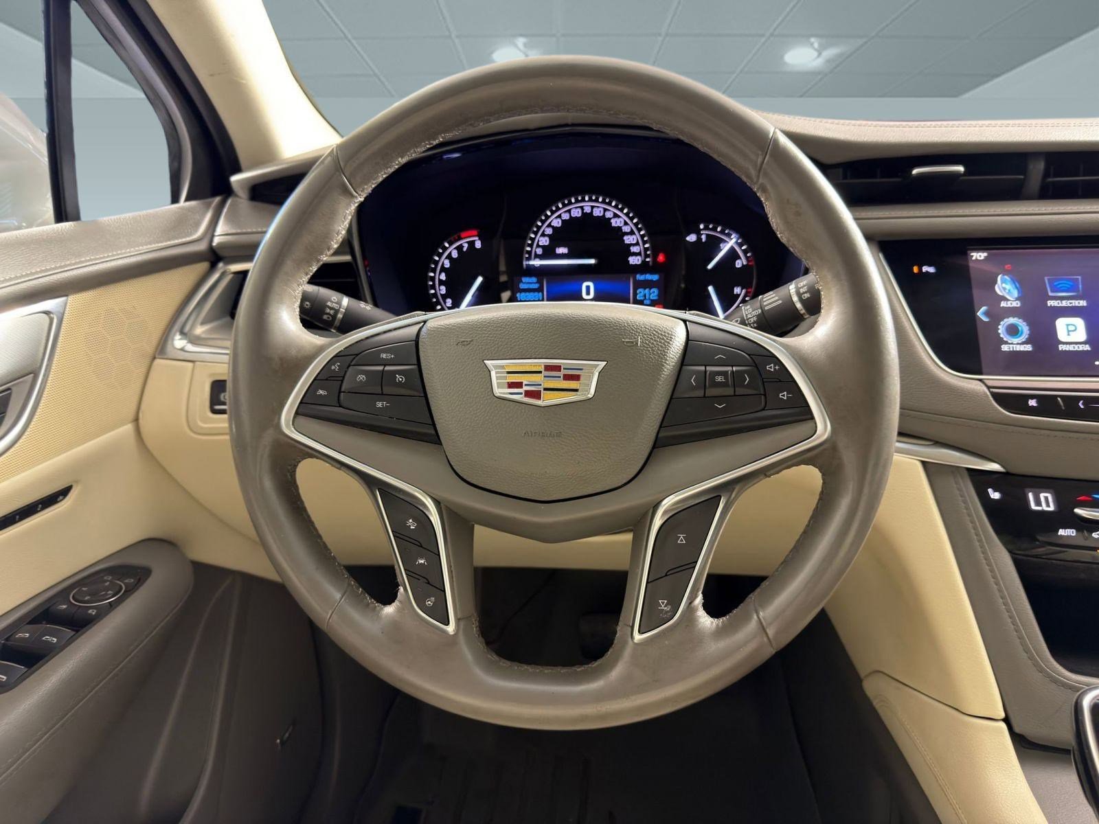 Used 2017 Cadillac XT5 Luxury w/ Driver Awareness Package image 15