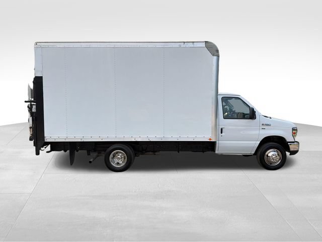 Used 2015 Ford E-350 and Econoline 350 Super Duty w/ Power Windows & Locks Group RWD image 2