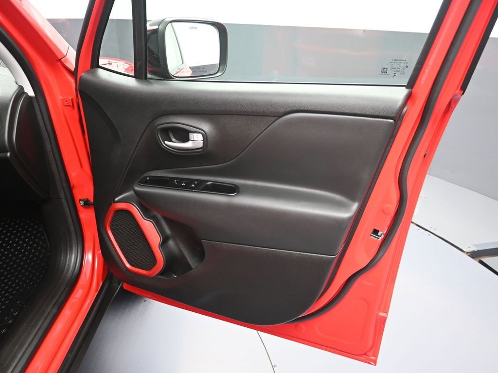 Used 2023 Jeep Renegade Trailhawk w/ Sun/Sound Group image 35