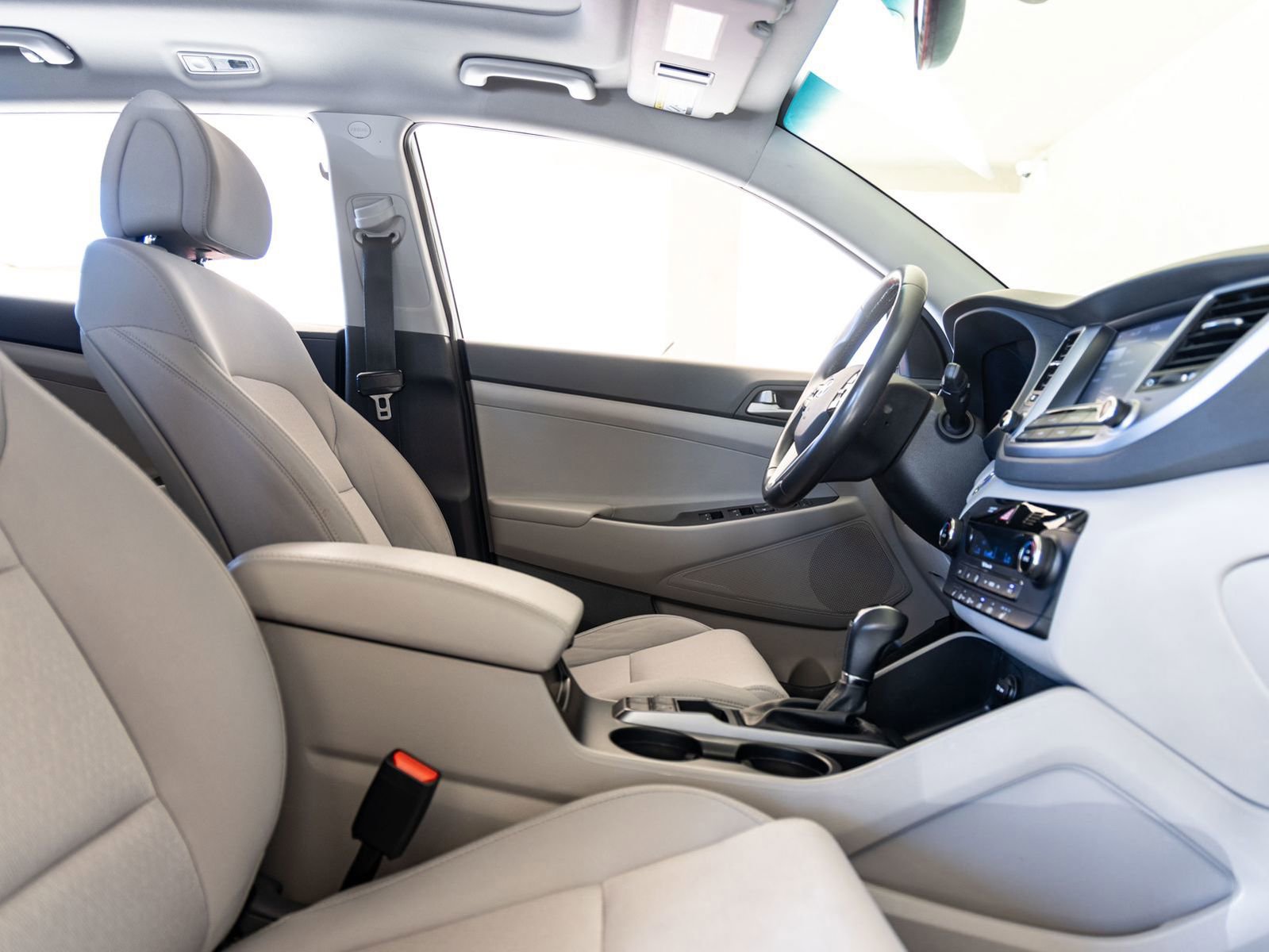 Used 2018 Hyundai Tucson Value FWD image 30