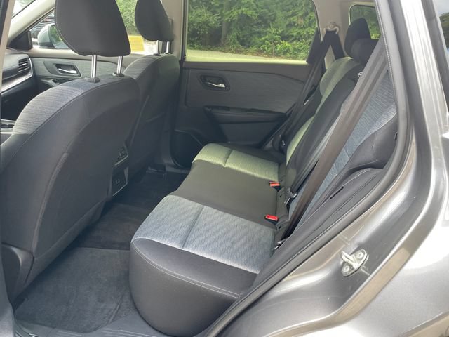 Used 2023 Nissan Rogue SV AWD/4WD image 18