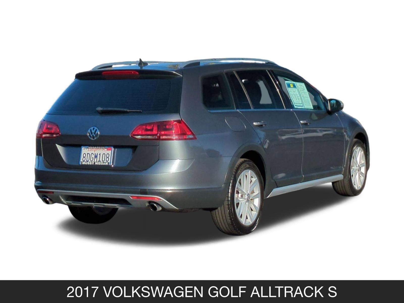 Used 2017 Volkswagen Golf Alltrack SE image 8