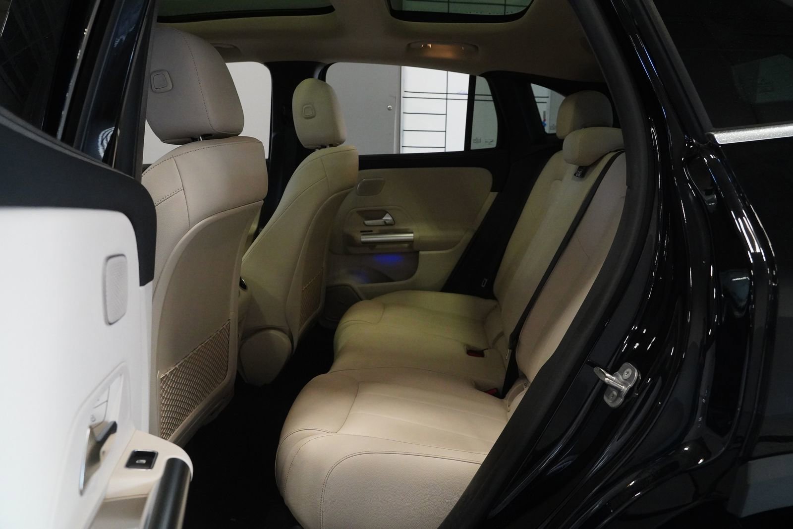 Certified 2023 Mercedes-Benz GLA 250 4MATIC image 14