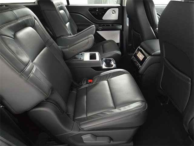 New 2026 Lincoln Aviator Reserve w/ Luxury Package image 19