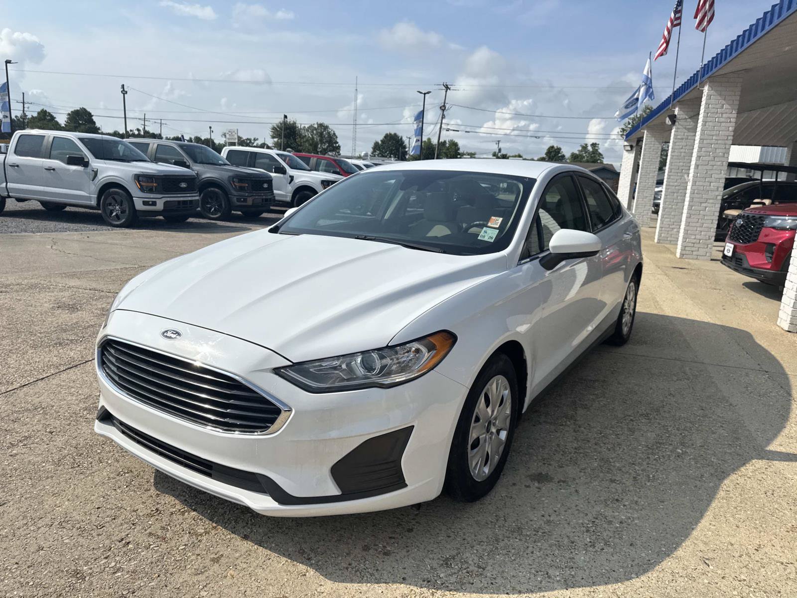 Used 2020 Ford Fusion S FWD image 3