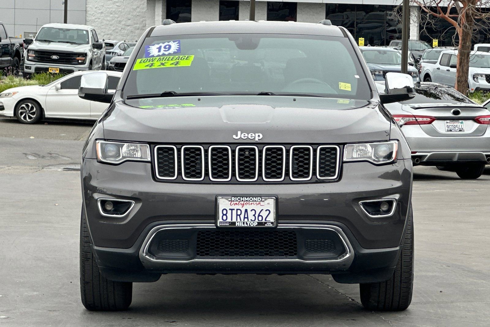 Used 2019 Jeep Grand Cherokee Limited image 11