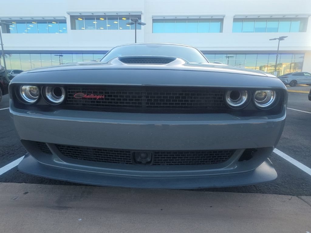 Used 2019 Dodge Challenger R/T Scat Pack RWD image 2