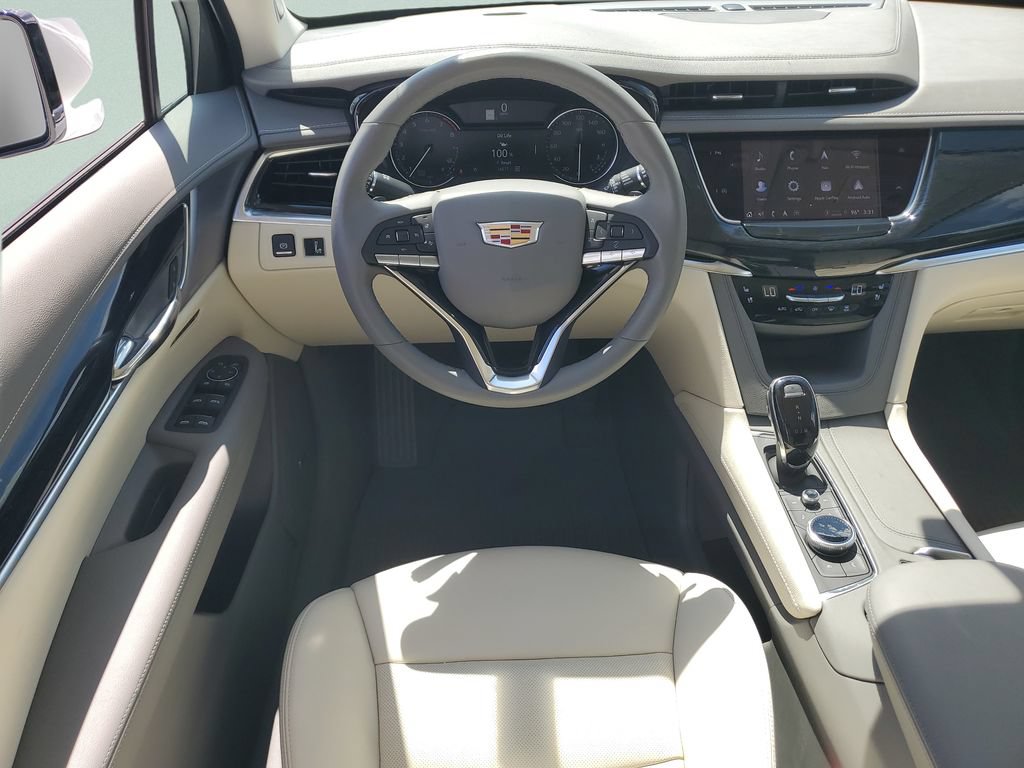 Used 2024 Cadillac XT6 Premium Luxury AWD/4WD image 12