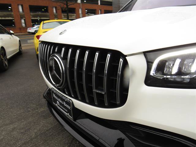 Used 2023 Mercedes-Benz GLS 63 AMG 4MATIC image 30