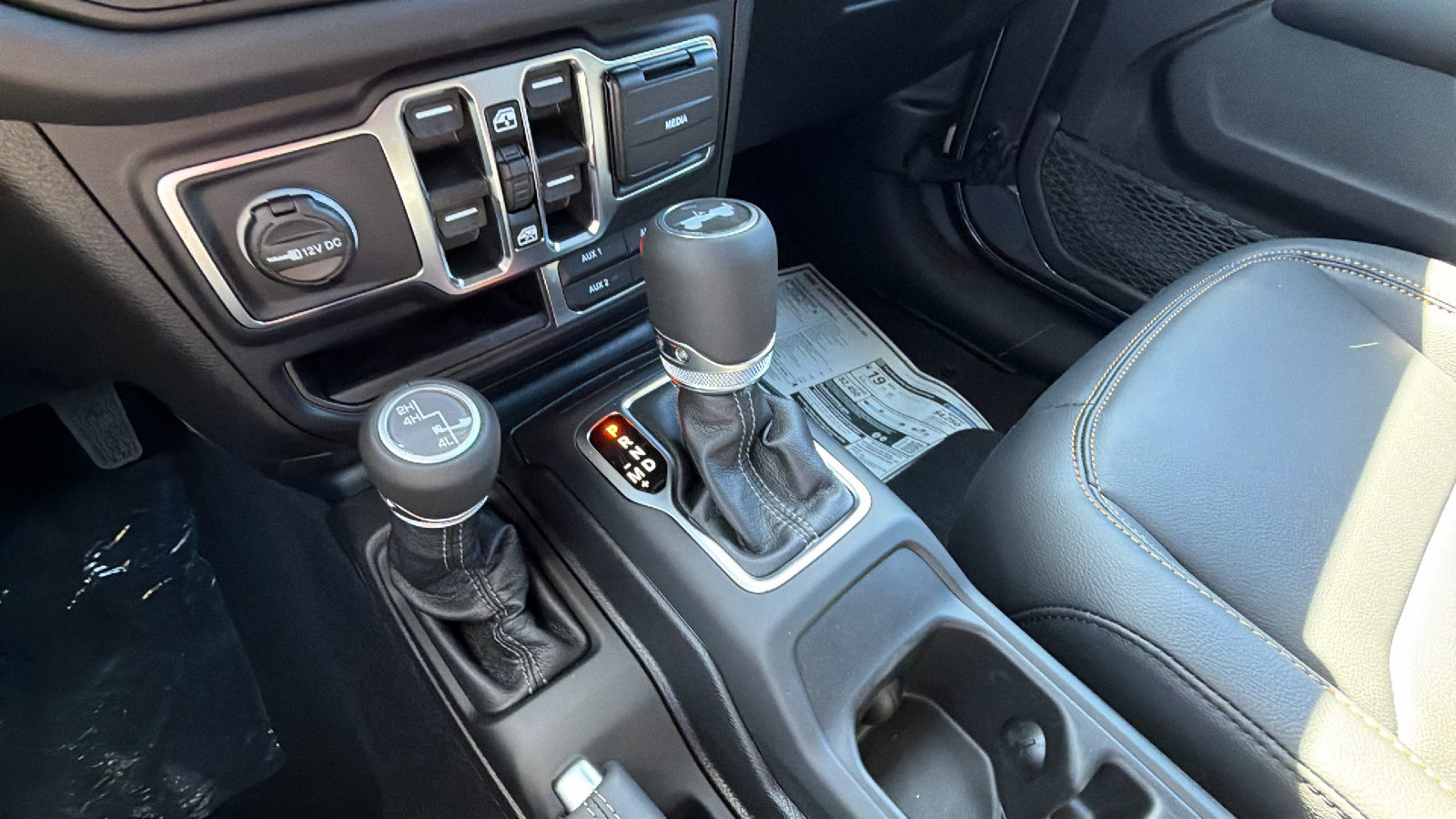 New 2027 Jeep Wrangler Unlimited Sahara AWD/4WD image 26
