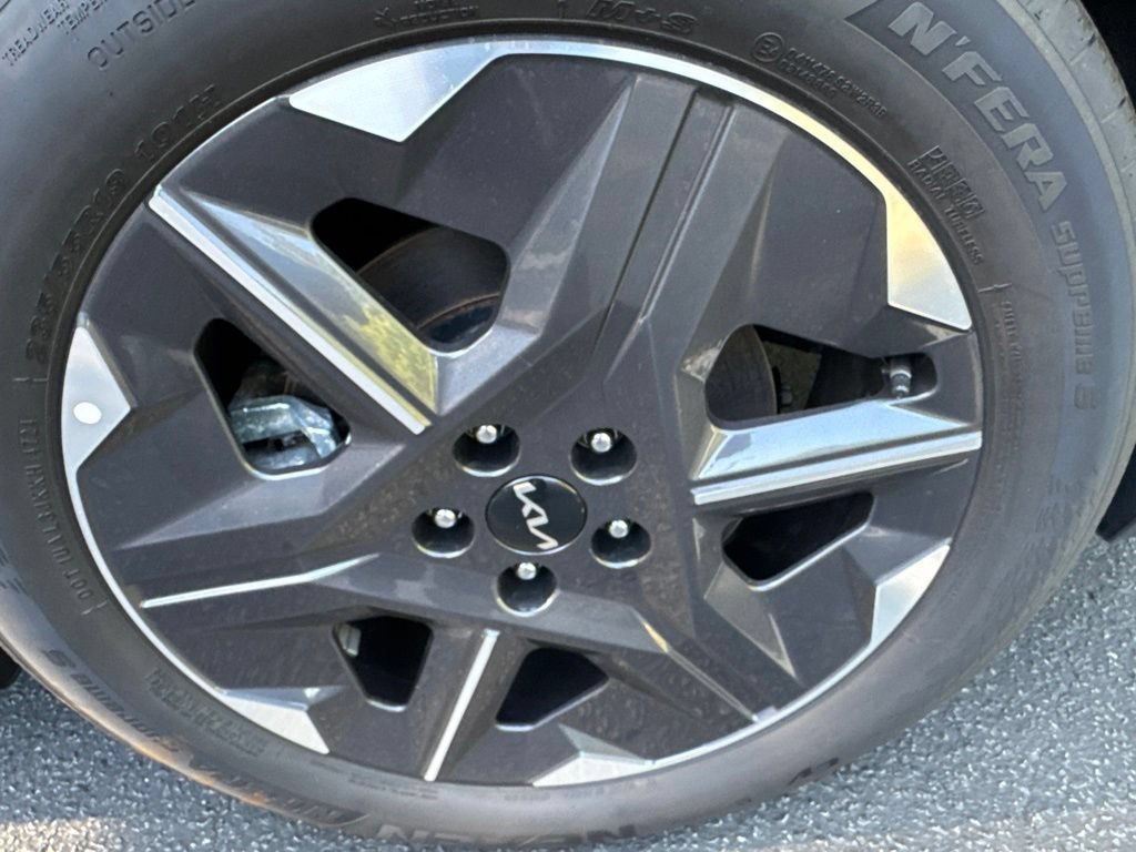 Used 2025 Kia EV6 Light w/ Light LR Technology Package AWD/4WD image 28