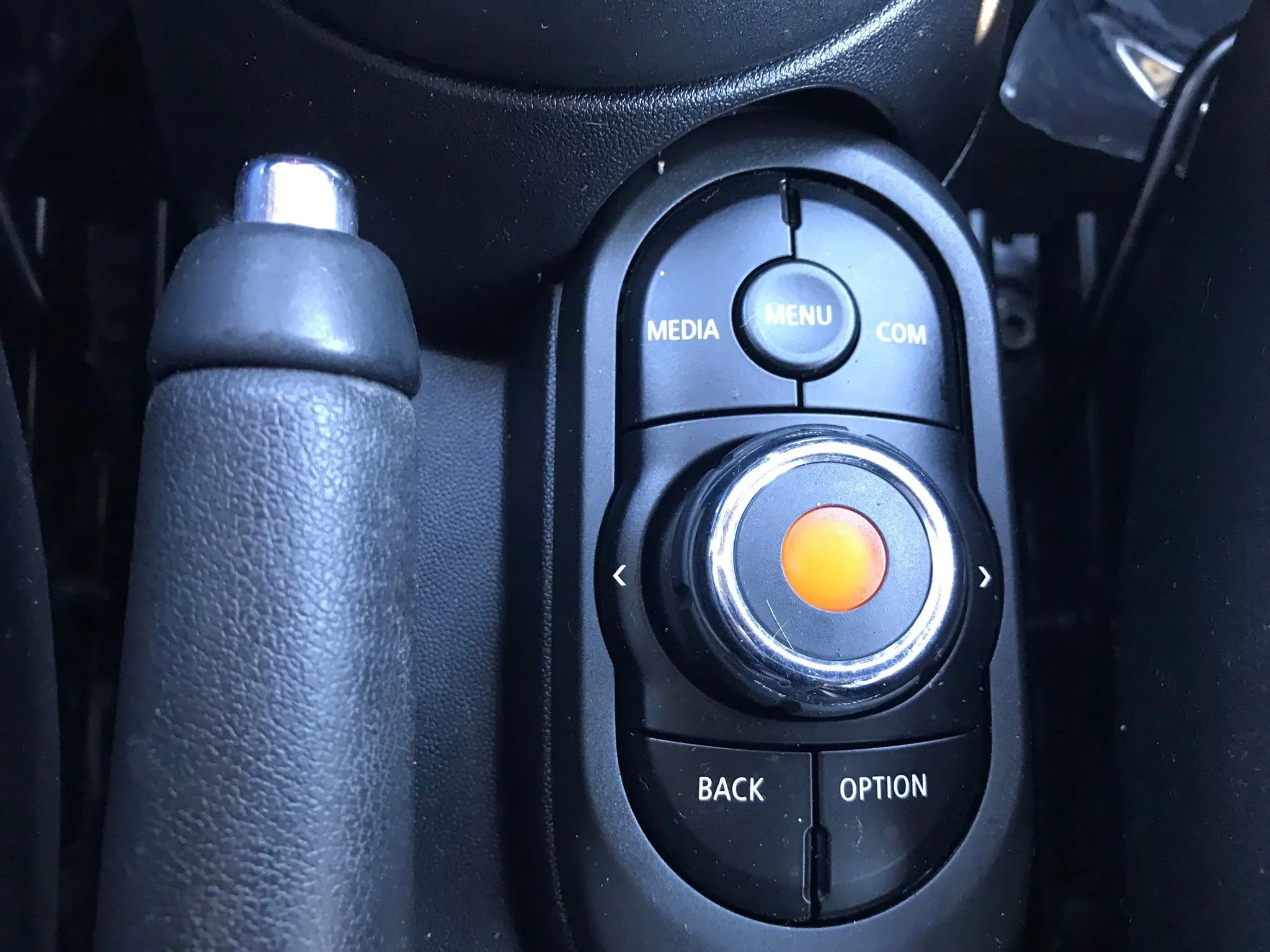 Used 2019 MINI Cooper Convertible image 33