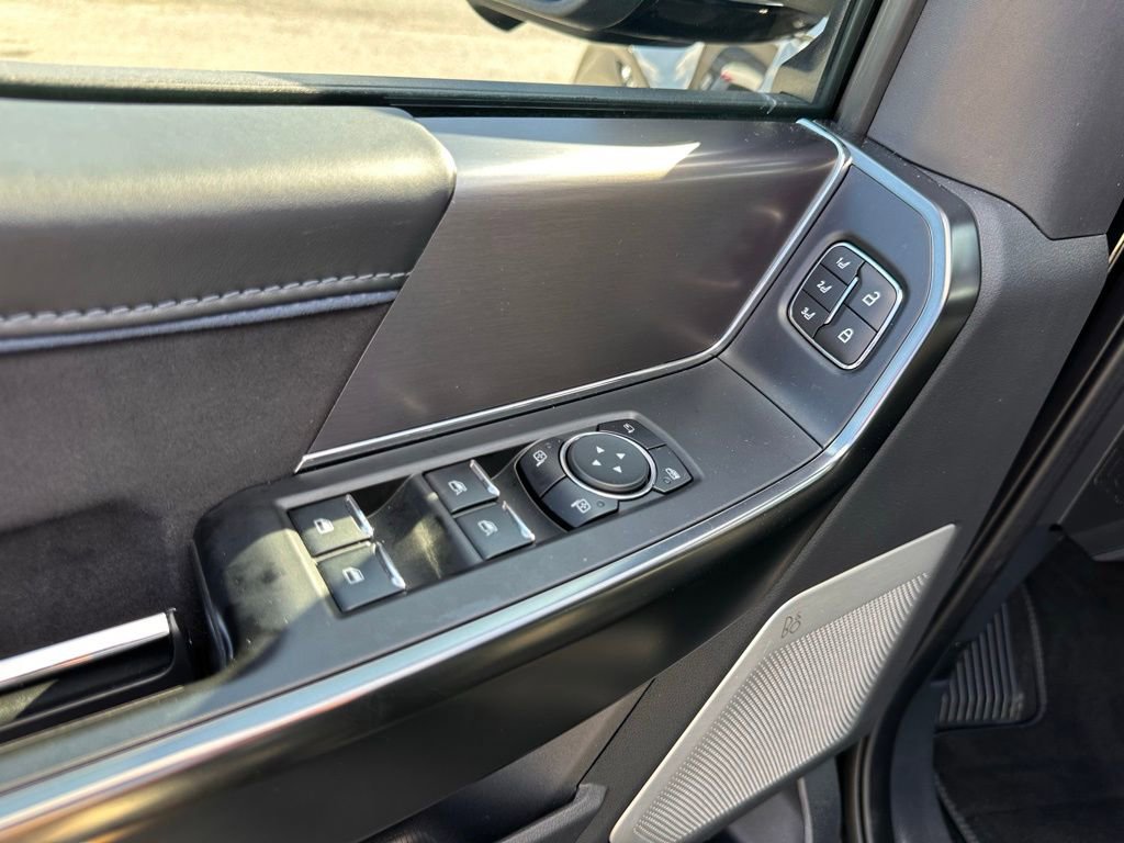 Used 2024 Ford F150 Platinum w/ Equipment Group 702A High image 17