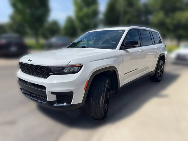 Used 2025 Jeep Grand Cherokee L Altitude AWD/4WD image 7