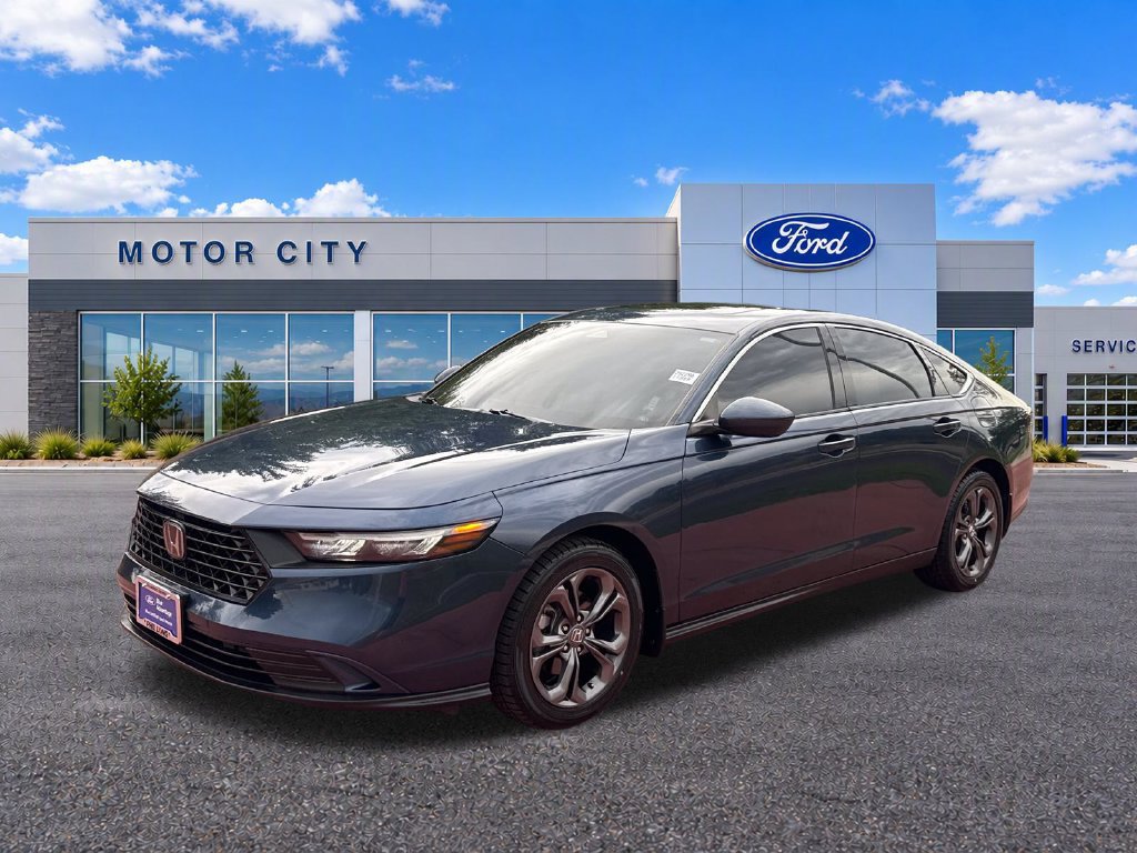 Used 2023 Honda Accord EX image 4