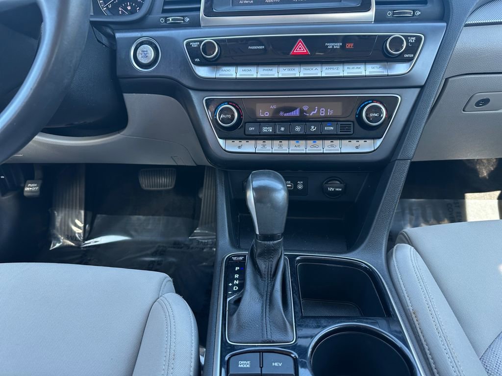 Used 2019 Hyundai Sonata Plug-In Hybrid image 11