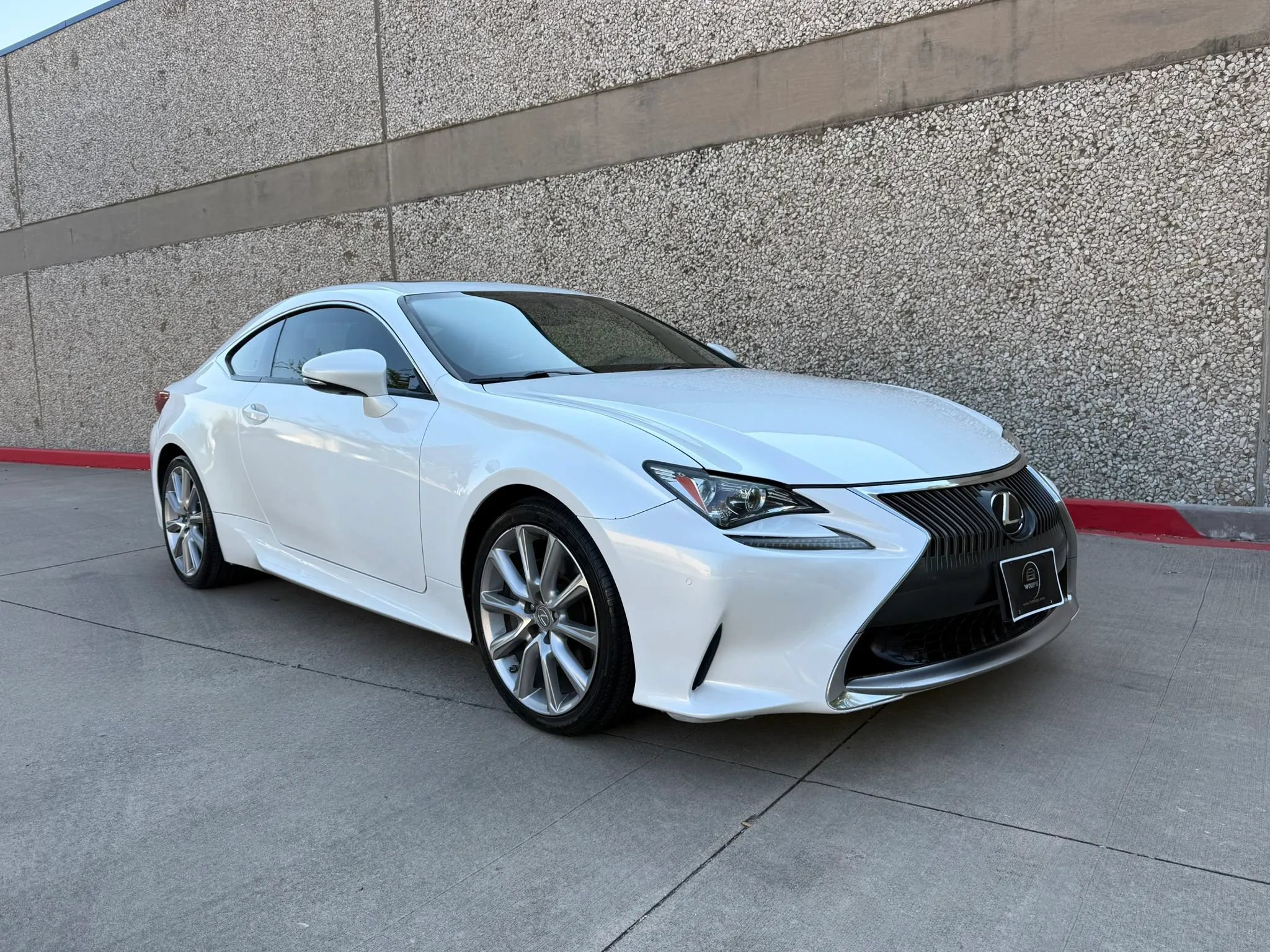 Used 2016 Lexus RC 200t RWD image 7