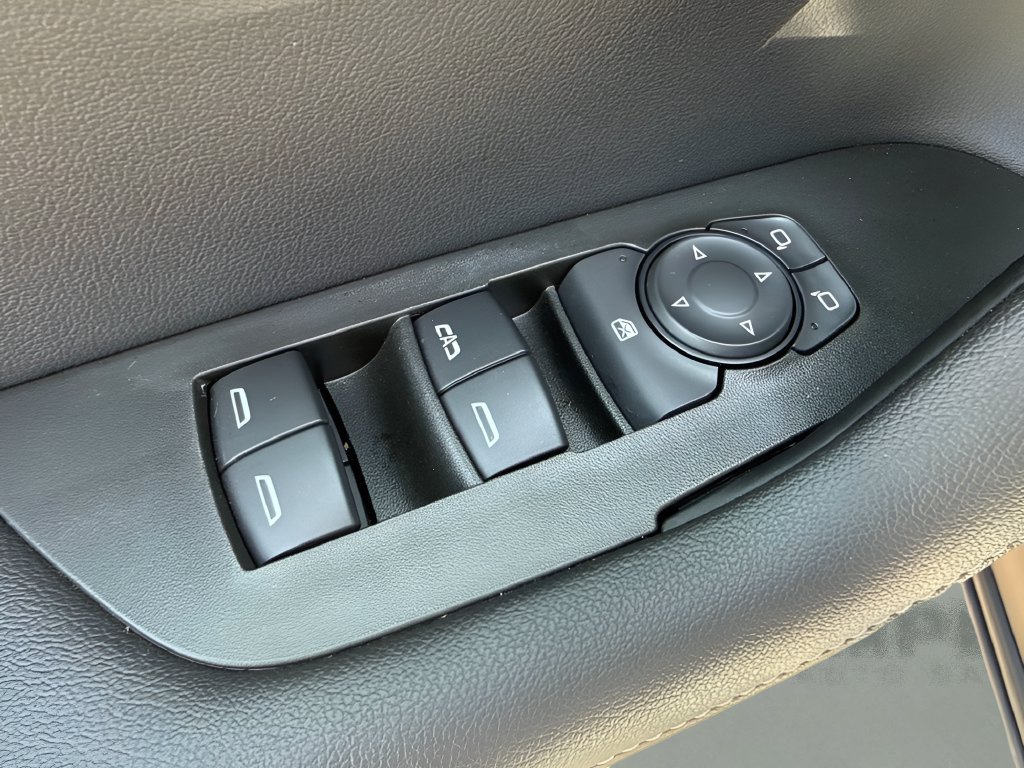 Used 2024 Chevrolet Blazer LT w/ Redline Edition FWD image 27