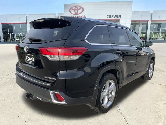 Used 2019 Toyota Highlander Limited w/ Protection Package #3 AWD/4WD image 9