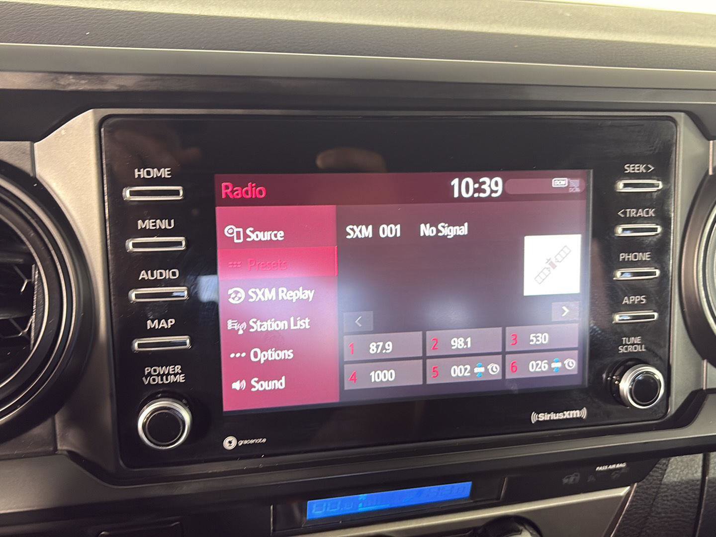 Used 2022 Toyota Tacoma SR AWD/4WD image 28