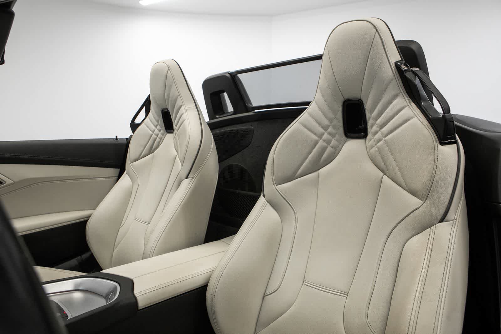 Used 2023 BMW Z4 sDrive30i w/ Shadowloine Package RWD image 5