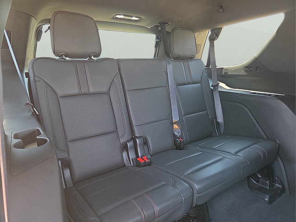 Used 2023 Chevrolet Tahoe RST w/ Luxury Package AWD/4WD image 11