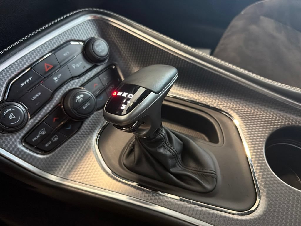 Used 2015 Dodge Challenger SRT Hellcat RWD image 26