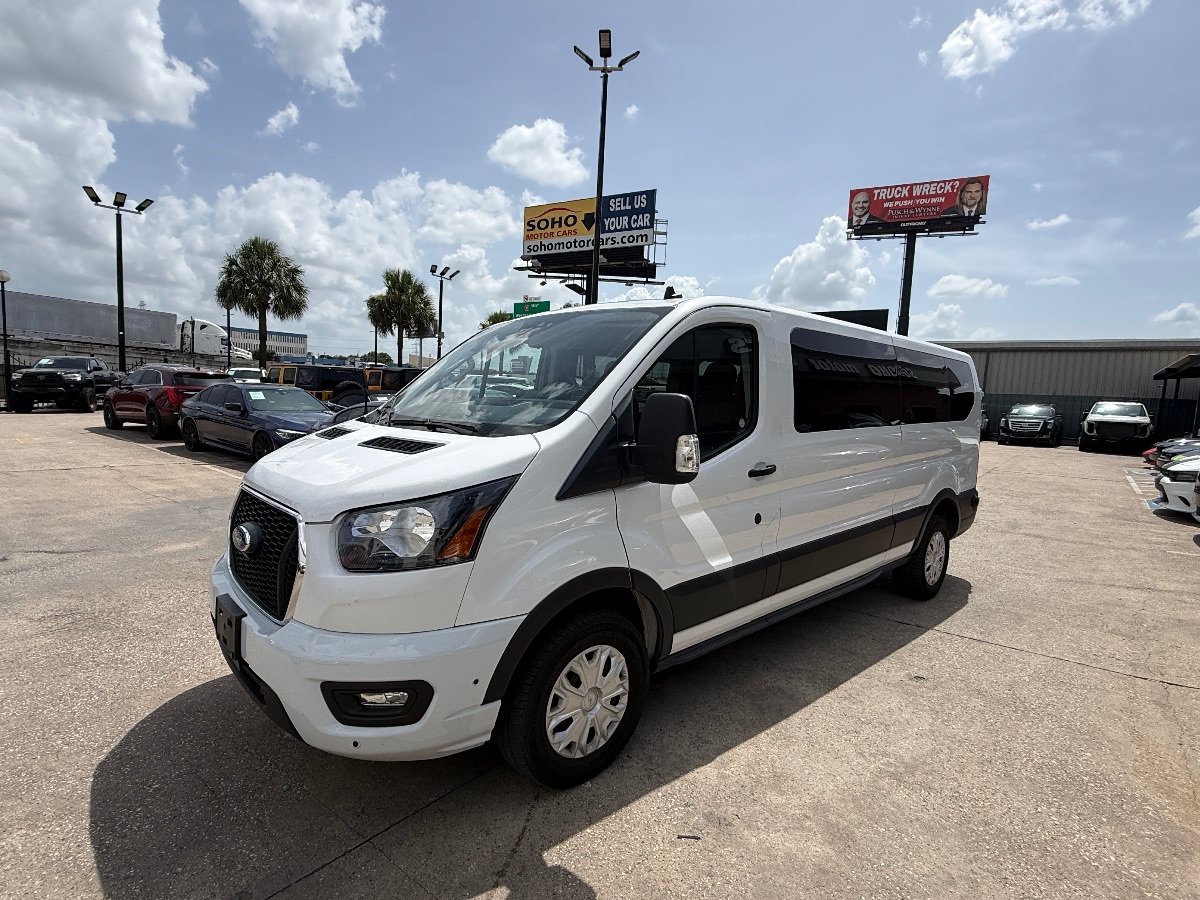 Used 2024 Ford Transit 350 XLT RWD image 8