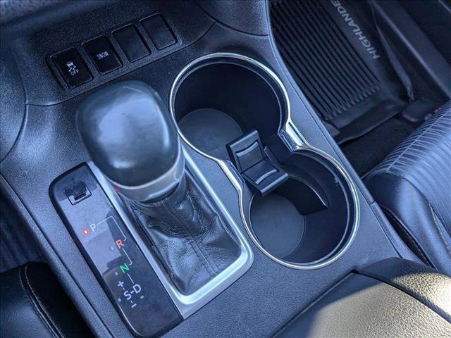 Used 2019 Toyota Highlander Plus image 12