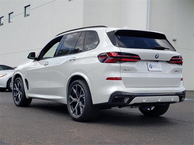 New 2026 BMW X5 xDrive40i w/ M Sport Package image 3