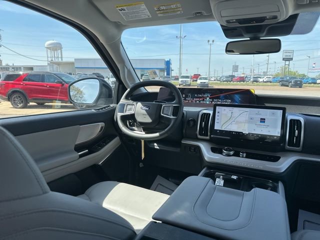 Used 2026 Ford Expedition Active image 15